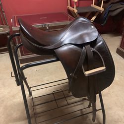 Crosby Dressage Saddle