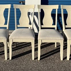 American Signature 6 dining Chairs White