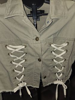 Jacket with laces