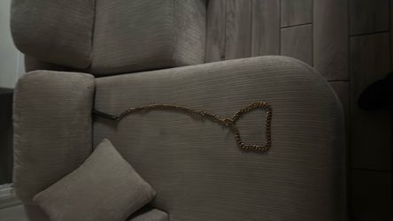 Dog chain gold