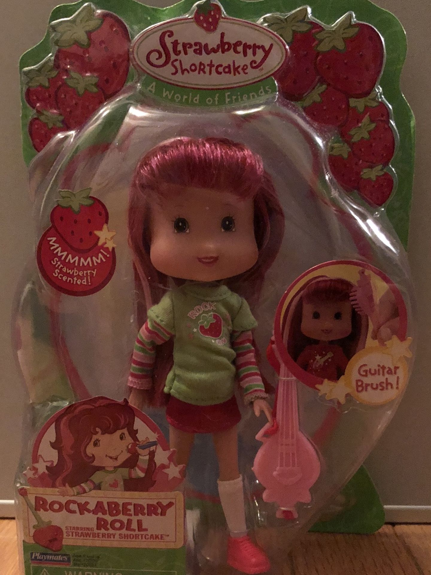 NIB Playmates Strawberry Shortcake Rockaberry Roll Doll 6.5"