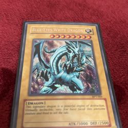 Yugioh Blue Eyes White Dragon & Red Eyes Black Dragon for Sale in North Bergen, NJ - OfferUp Yugioh Blue Eyes White Dragon & Red Eyes Black Dragon for Sale in North Bergen, NJ - OfferUp