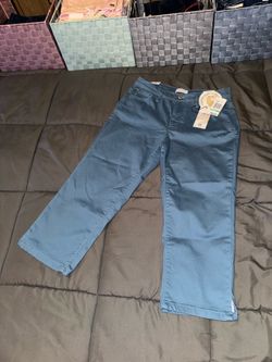 Woman capri/ankle pants size 8