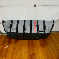 FREESTANDING FISH BAG 4'