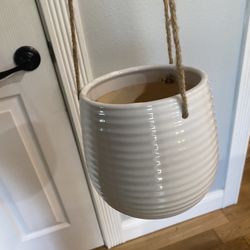 Ceramic Handing Pot