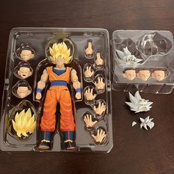 SH Figuarts SSJ Goku <The Games Begin> & TK Custom -15