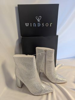 Boots Size 7.5 and 8 Brand New Windsor