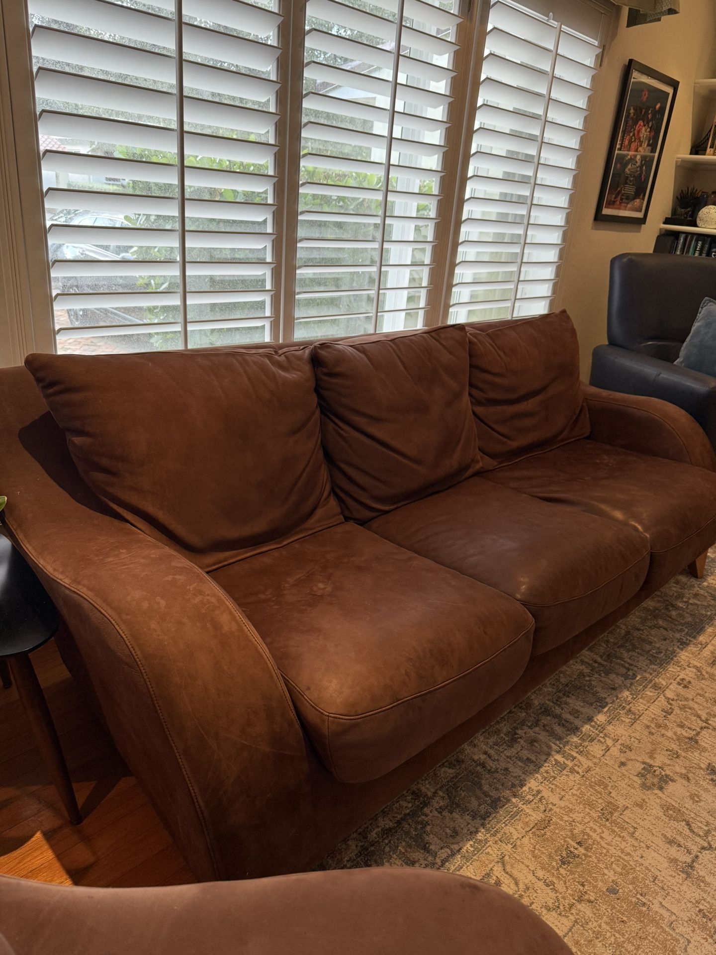 Free Matching Leather Sofa Armchair & Ottoman If Can  Pick Up By 12/5/2025