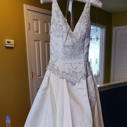 Wedding / Debutante Gown $400