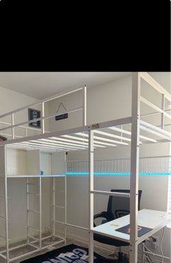 Twin loft bed