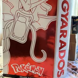 Pokémon Shiny Gyarados Statue