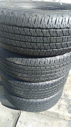 Four matching Goodyear tires for sale 275/65/18