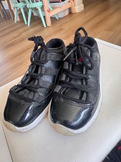 Toddler Air Jordan 11 Retro Low “72-10” – Size 9C