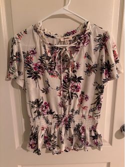 Short Sleeve Floral Blouseh