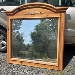 Broyhill Wooden Headboard Framed Mirror