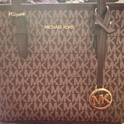 Micheal Kors tote