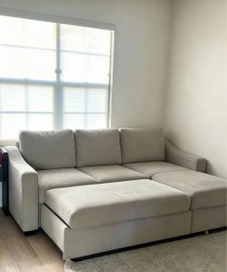 Light Gray Sectional Sofa with Ottoman