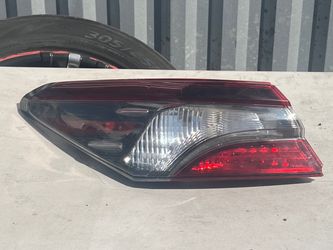 2021-2023 Toyota Camry LE SE Rear Outer Tail light, Left Outer Tail Light