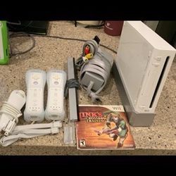 Wii Bundle , Original Box And 6 Games 