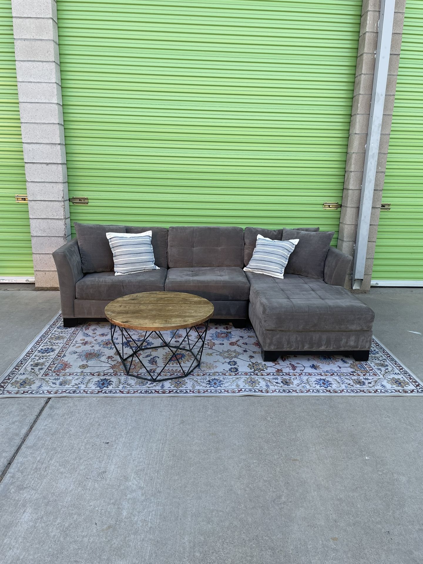 *Free Delivery* Gray Macys Sectional Couch Sofa