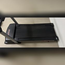 ProForm Motorized Treadmill - Excellent - 2017 – Holly, MI