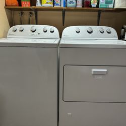 Whirlpool , white  Washer & Gas Dryer set