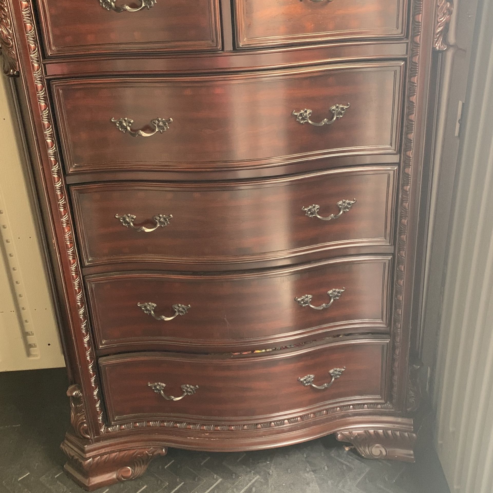 Chest Drawer