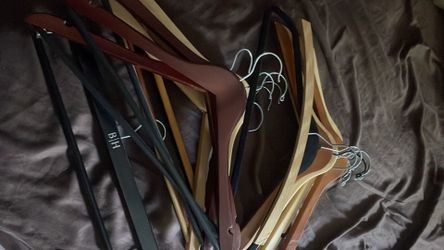 15 sturdy wooden hangers