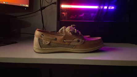 Sperrys women new 6.5
