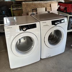 Samsung Stacking Washing and Dryer Set 