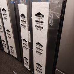 New ! Frigidaire Gallery Stainless Steel Side By Side Fridge! 