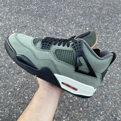 Jordan 4 Retro OG SP “Undefeated” (M)