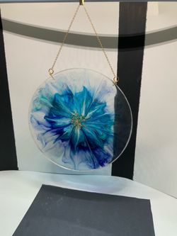 Resin pour
