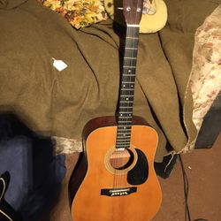 Good Playing Acoustic Guitar , Keyboard 