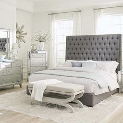 New King Bedroom Set ( King Bed, Dresser, Mirror And 1 Nightstands 
