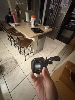 Shimano Slx Dc (right Handed)