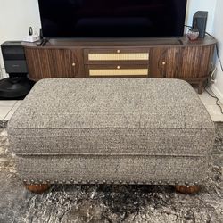 Flexsteel Patterson Nailhead Designer Ottoman (Model 7322-08) | ~$1,000 Retail Luxury Furniture