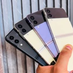 Samsung Galaxy Z Flip 3 Unlocked With Warranty