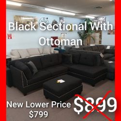 ✨ Beautiful Black Sectional With Ottoman 