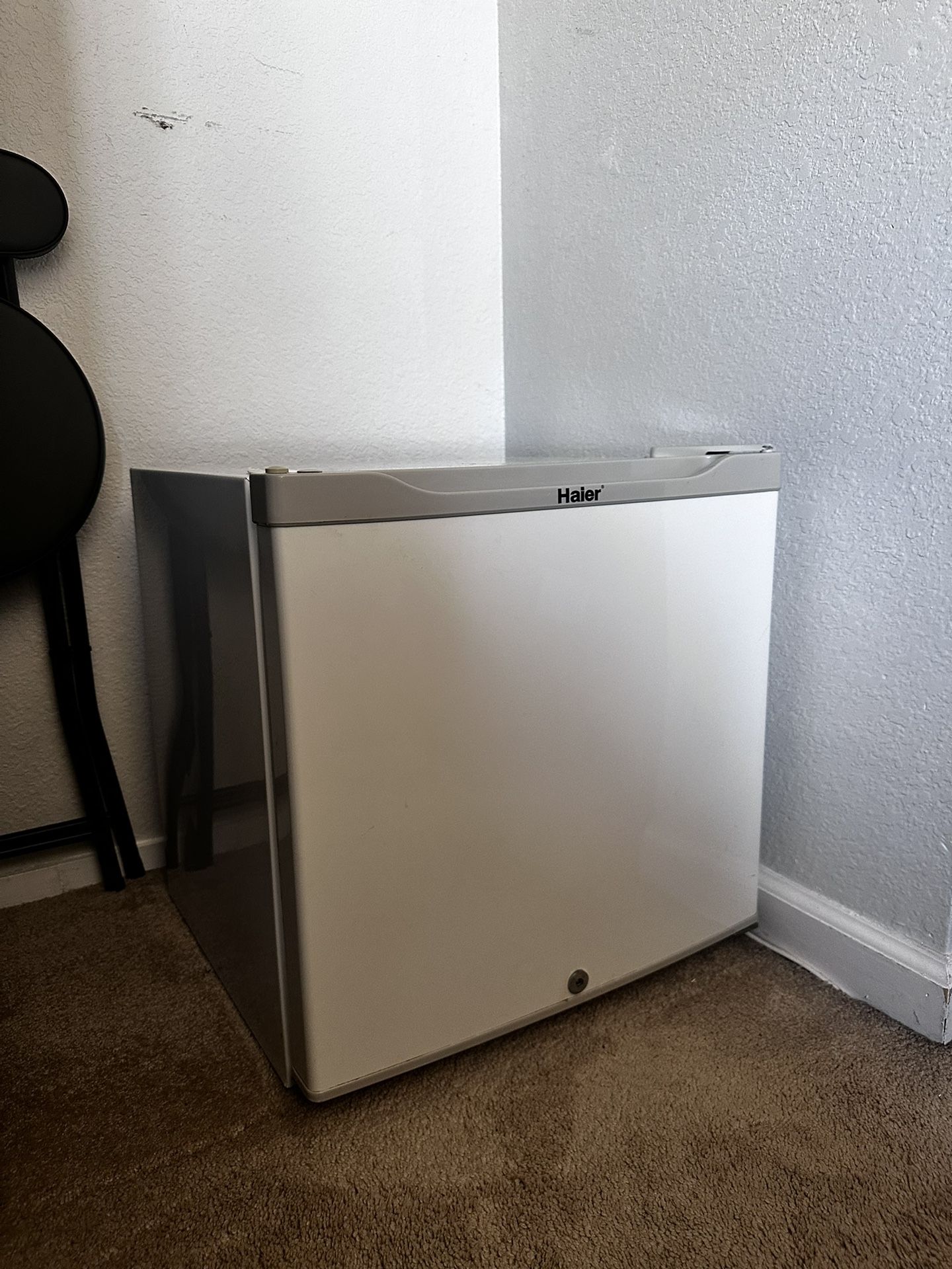 Haier Mini Fridge