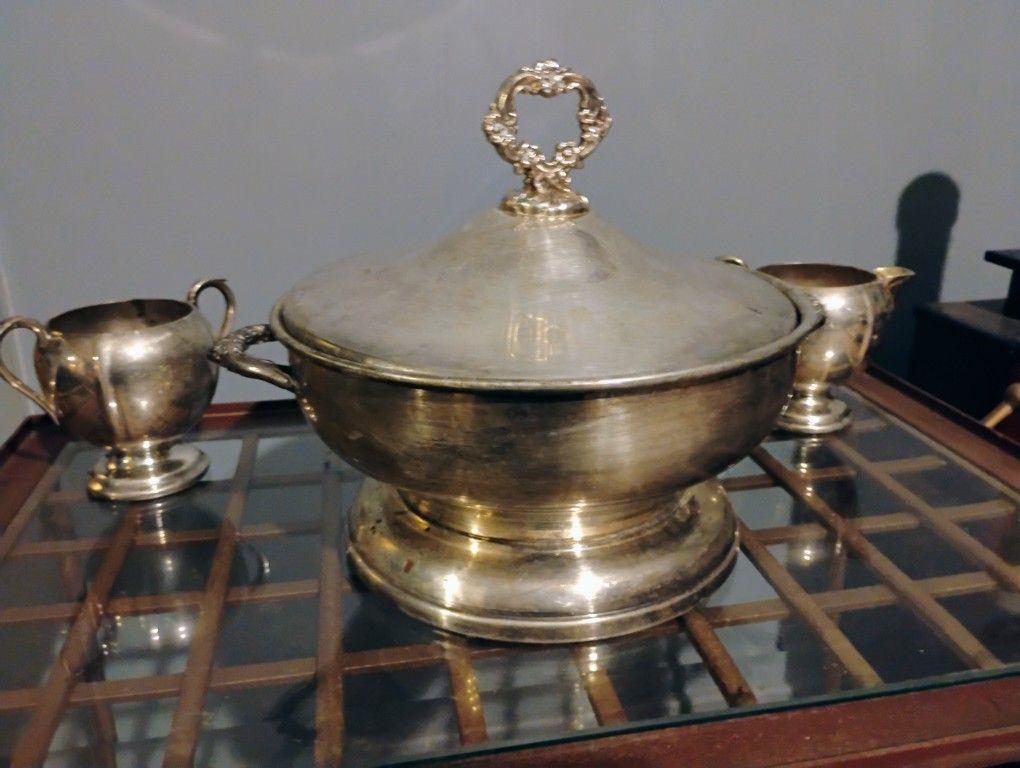 Antique Serving Pieces