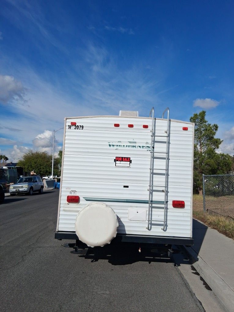 2003 Fleetwood Wilderness Travel Trailer