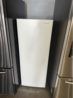 24” freezer congelador  FRIDGE REFRIGERATOR NEVERA HELADERA FRIO REFRIGERADOR GOOD CONDITION DELIVERY 🚚 FREE WARRANTY 100 DAYS 7️⃣8️⃣6️⃣4️⃣2️⃣0️⃣1️⃣3