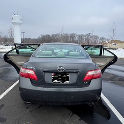 2009 TOYOTA CAMRY LE V6