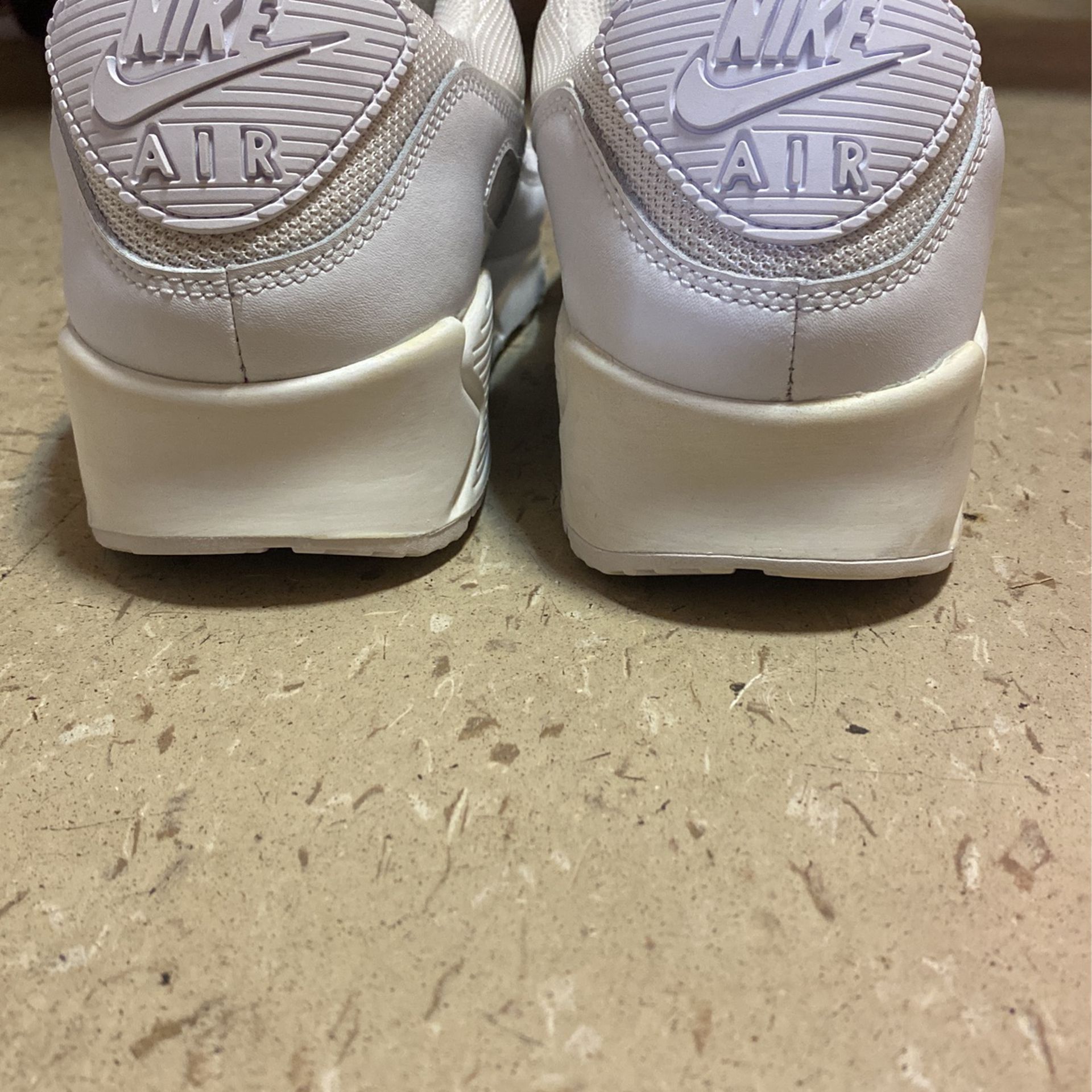 Nike Men’s Airmax Shoe In White | Size 12