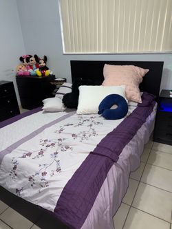 Bed for sale SIZE FULL