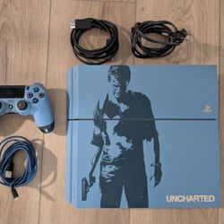 Playstation 4 Console Collector's Edition 