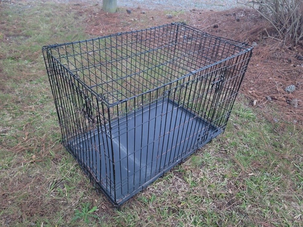 Double Door Folding Wire Dog Crate With Tray 36"L x 22.5"W x 24"H