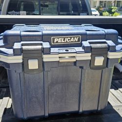 Pelican 30 QT Cooler