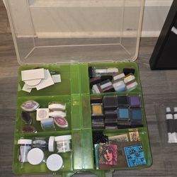 Embossing Powders With Case